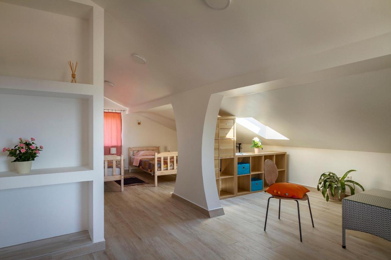 Apartmani Smokovo Jadranovo Exterior foto